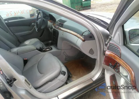 2000 Mercedes-Benz S 500 from USA, damaged, VIN WDBNG75J5YA098491